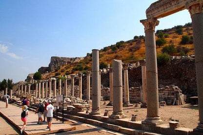 Ephesus Highlights Tour from Kusadasi: Explore Magnificent Ancient Ruins