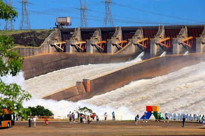 Private Tour: Explore Itaipu Dam and Iguassu Falls Brazilian Side