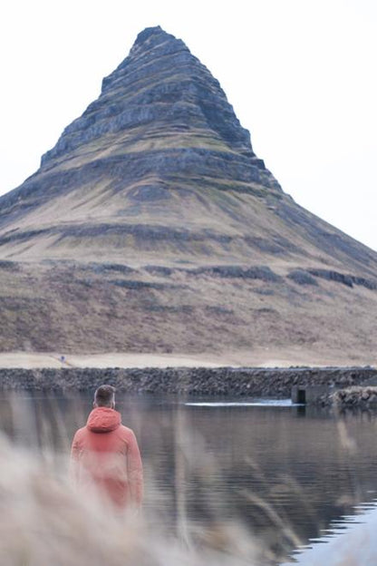 Discover the Snæfellsnes Peninsula: A Scenic Tour from Grundarfjordur Port