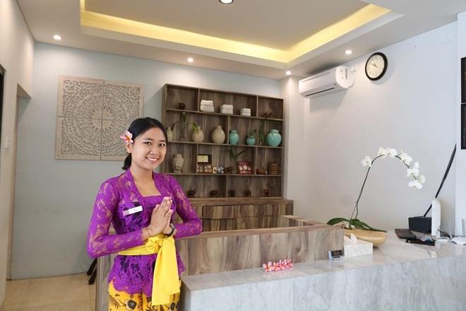 Nusa Dua 2-Hour Luxury Experience: Full Body Scrub and Flower Bath Massage