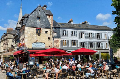 Discover Normandy: Small-Group Day Trip to Rouen, Deauville, and Honfleur from Paris