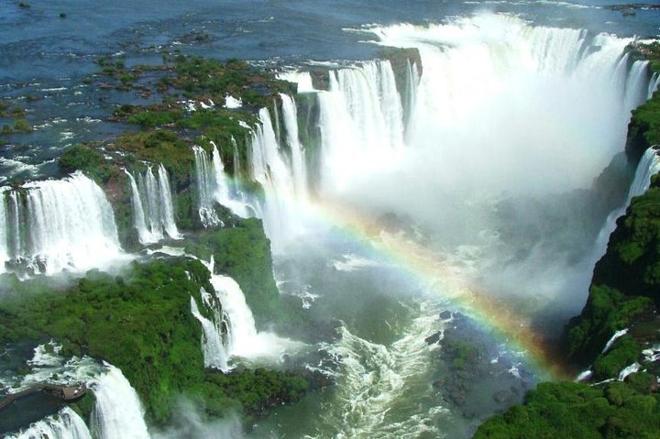 Round-Trip Airport Transfer & 4-Day Sightseeing Tour in Iguassu