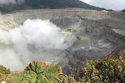 Private Tour to Poas Volcano and La Paz Waterfall Gardens