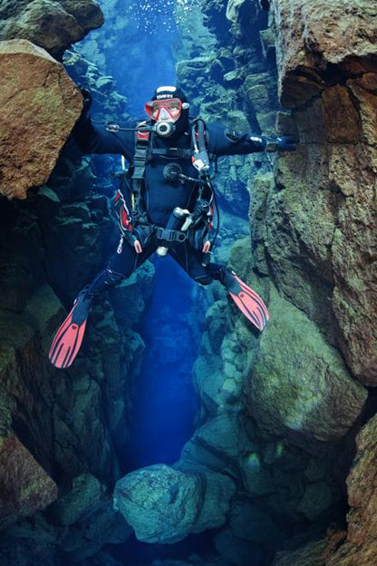 Exclusive Silfra Diving Experience: A Full-Day Private Tour