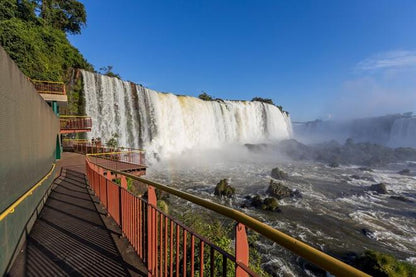 Private Tour: Explore Itaipu Dam and Iguassu Falls Brazilian Side