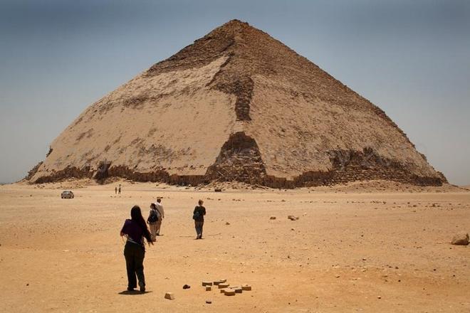 Memphis and Dahshur: 5-Hour Exploration Tour