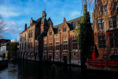 Private 2-Day Tour from Paris to Bruges, Antwerp & Brussels by Minivan