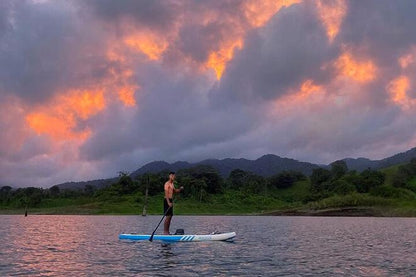 Lake Arenal Stand-Up Paddleboarding and Baldi Hot Springs Private Excursion from San Jose