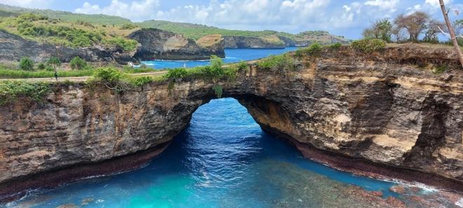 Nusa Penida West Beach Tour: Speed Boat Transfer Included from Sanur, Bali