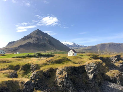 Discover the Snæfellsnes Peninsula: A Scenic Tour from Grundarfjordur Port