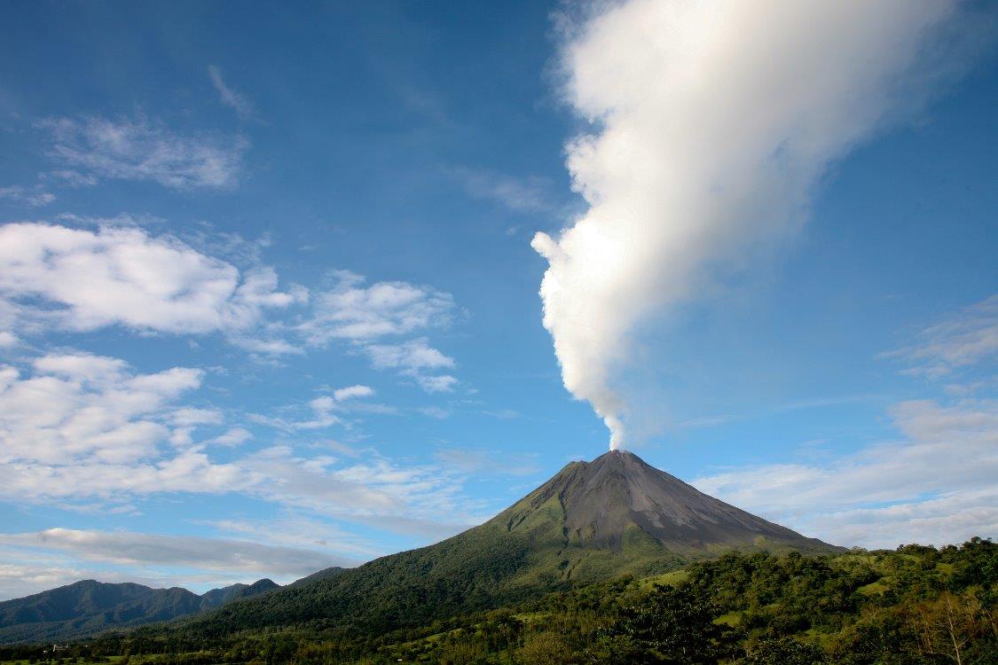 Self-Drive Romantic Getaway Adventure in Costa Rica