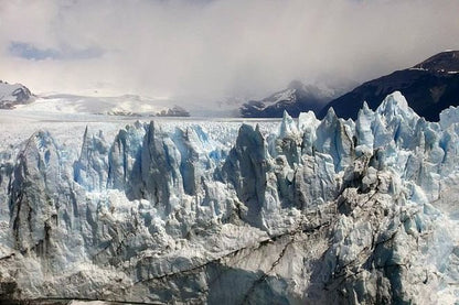 El Calafate Excursion: Premier 3-Day, 2-Night Journey with Return Flights from Buenos Aires