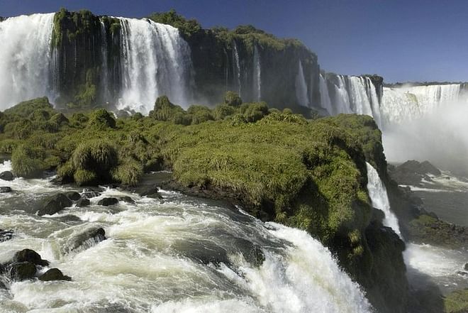 Escape to Iguassu Falls: 4-Day Private Tour Package with 3-Star Accommodation