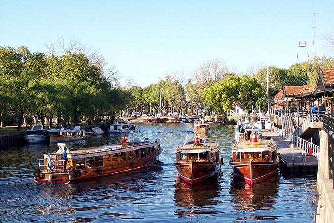 Buenos Aires to Tigre Delta: Exclusive Small Group Tour