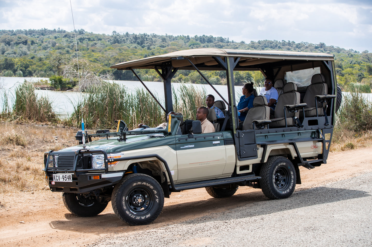 Open Jeep Sunrise Safari Experience at Nairobi National Park