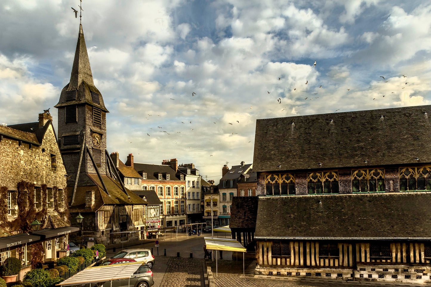 Private Guided Tour of Normandy: Explore Rouen, Honfleur & Deauville