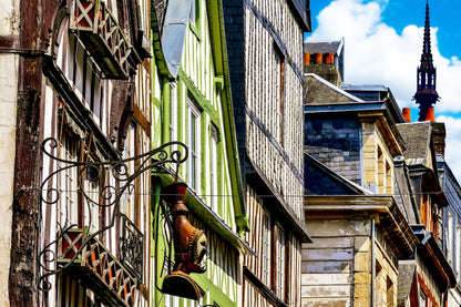 Ultimate 3-Day Tour: D-Day Sites in Normandy, Mont Saint-Michel, Honfleur, Rouen & Loire Valley Châteaux