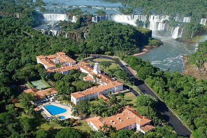 Escape to Iguassu Falls: 4-Day Private Tour Package with 3-Star Accommodation