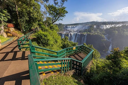 Full-Day Private Guided Tour of Iguazu Falls: Explore Both Argentina and Brazil