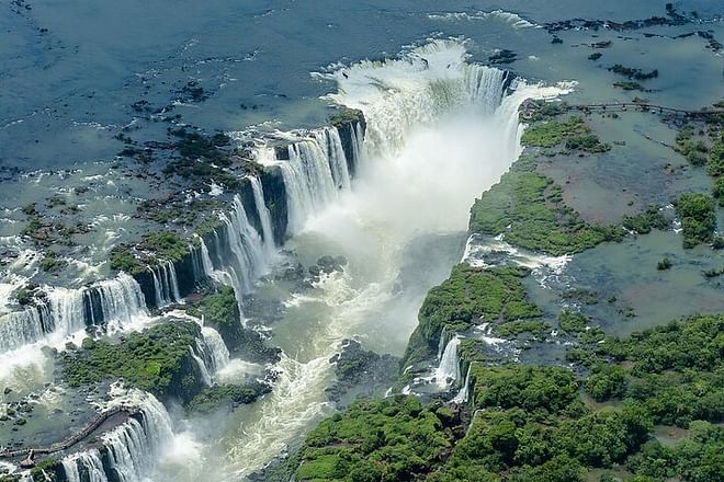 Discover the Majestic Iguazu Falls: A Comprehensive One-Day Tour of Both the Brazilian and Argentine Sides