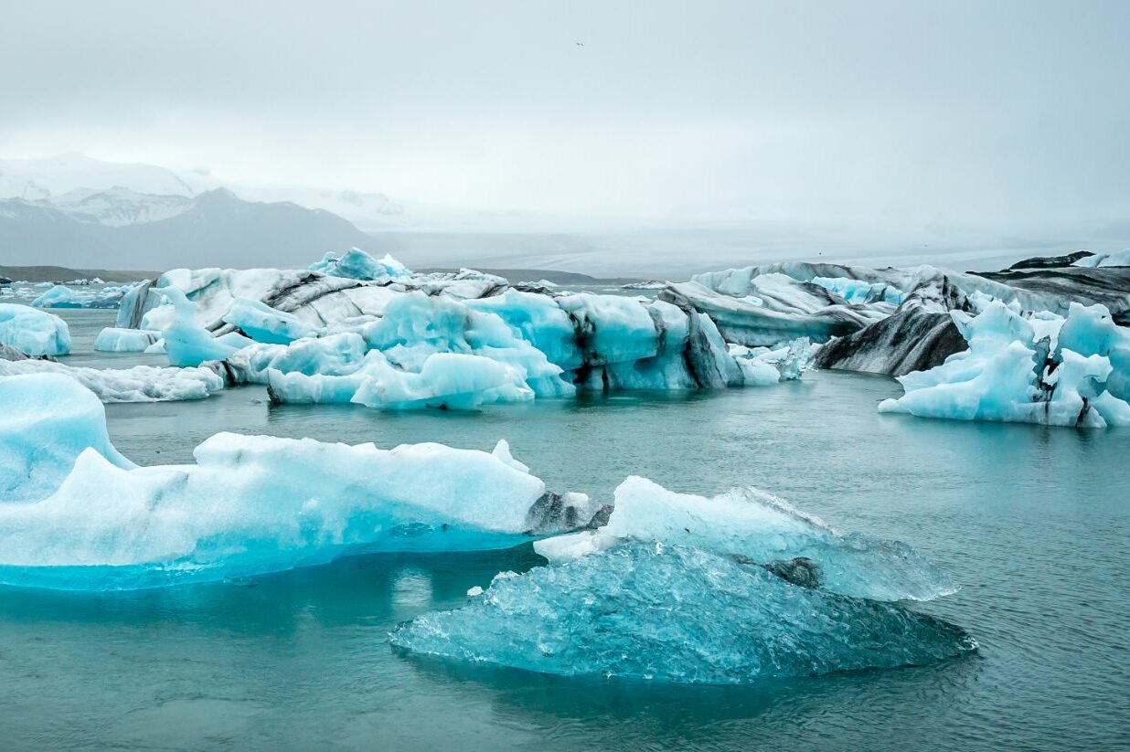 Glacier Lagoon Minibus Expedition: An Adventure of a Lifetime