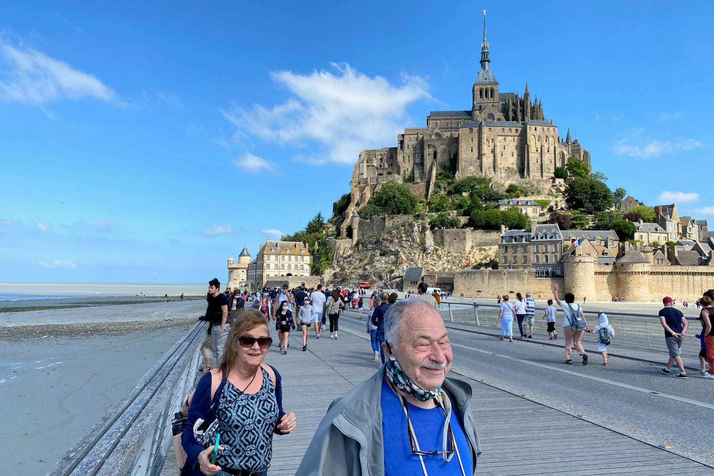 Luxurious 3-Day Minivan Tour: Discover D-Day Sites, Giverny, Honfleur, Rouen & Mont Saint-Michel