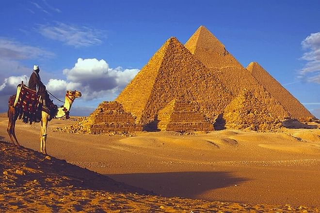 Ancient Egypt Exploration: Guided Giza, Sakkara, and Memphis Day Tour with Experts