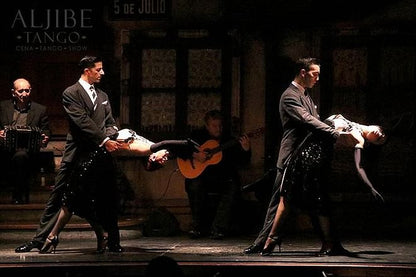 Semi-Private Transfer Included: Exclusive Early Tango Dinner Show Experience