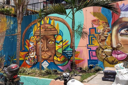 Comuna 13 Graffiti Art Tour: Explore the History