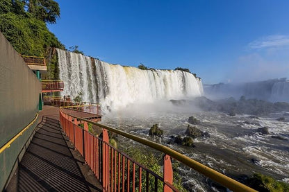 Full-Day Private Guided Tour of Iguazu Falls: Explore Both Argentina and Brazil