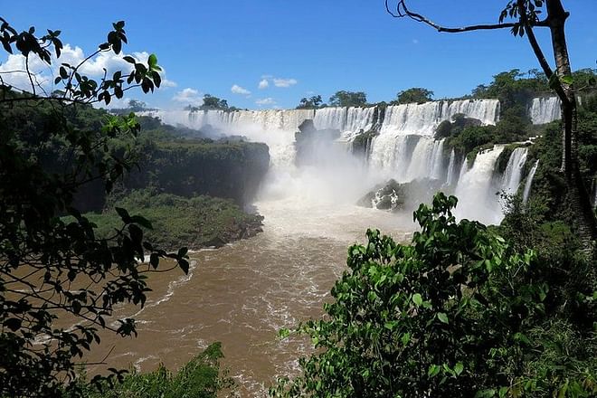 Private Exploration of Iguazu Falls: Unveiling the Majesty of Argentina