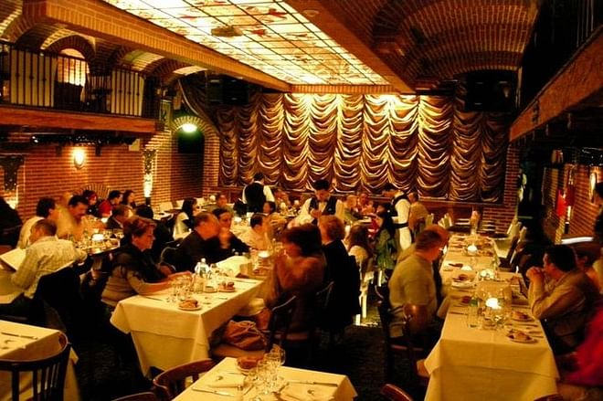 Semi-Private Transfer Included: Exclusive Early Tango Dinner Show Experience