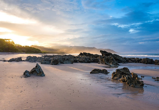 Costa Rica Surf Adventure: Ride the Waves of Pura Vida