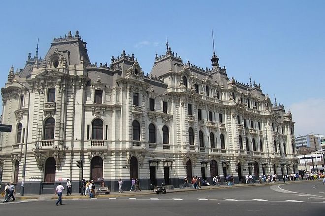 Lima's Historical Palaces and Buildings: Exclusive Small-Group Tour