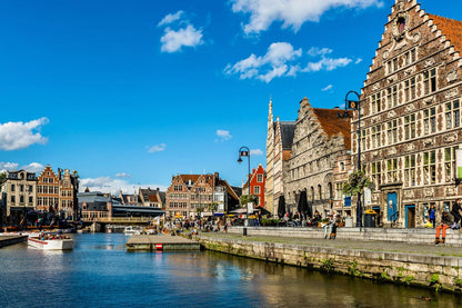 Full-Day Private Minivan Trip from Paris to Bruges and Ghent