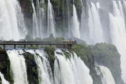 Escape to Iguassu Falls: 4-Day Private Tour Package with 3-Star Accommodation