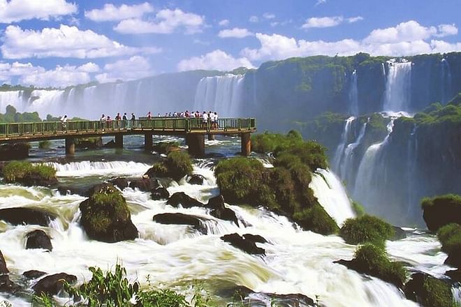 Discover the Majestic Iguazu Falls: A Comprehensive One-Day Tour of Both the Brazilian and Argentine Sides